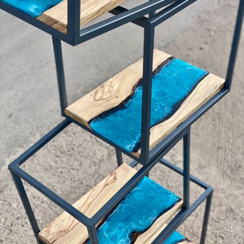 Tipping Display River Shelves